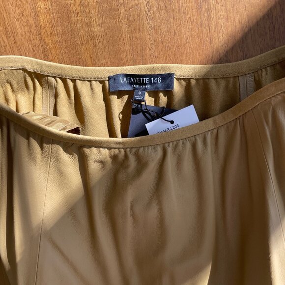 NWT Lafayette 148 Leather Midi Skirt in Mustard (Seagrass) - Size 0 - Picture 4 of 4